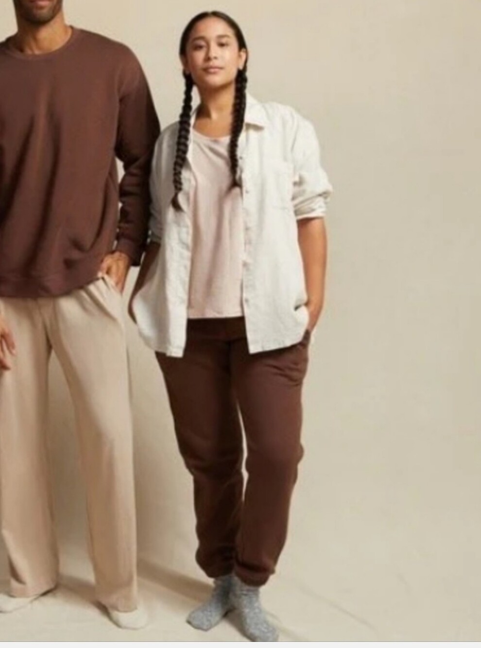 Parachute Organic Cotton Jogger Pants in Raisin Size Medium Like New